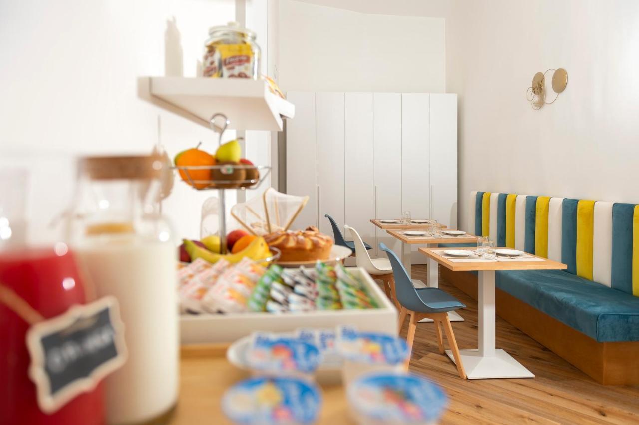 Ramo D'Oro Bed and Breakfast Napoli Eksteriør billede